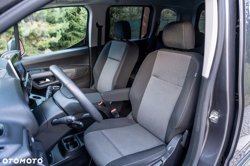 Toyota Proace City Verso 1.2 D-4T Family - 24