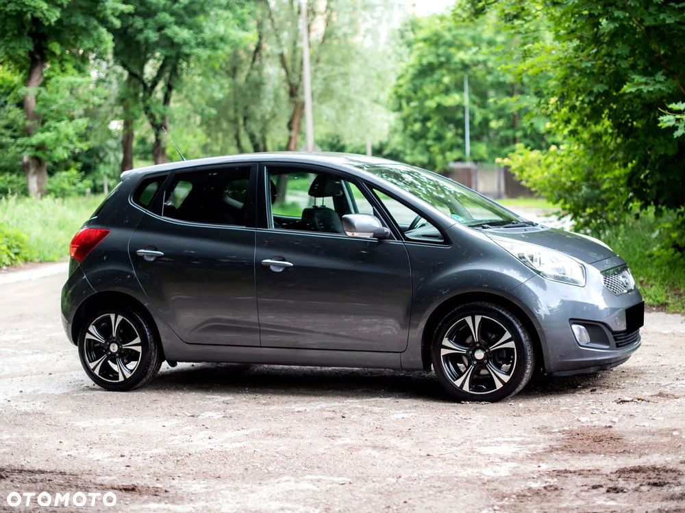 Kia Venga - 5
