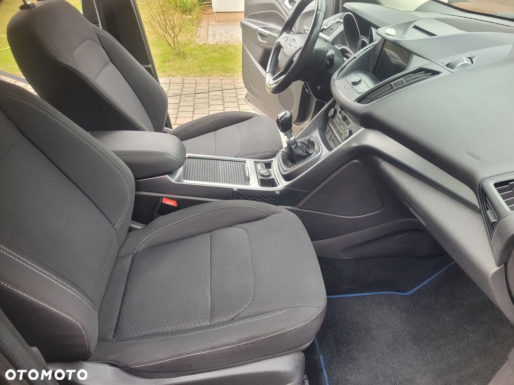 Ford Kuga 1.5 EcoBoost 2x4 Cool & Connect - 12