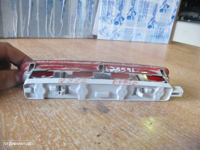 Farol Tras Stop2559 FIAT DOBLO CARGO 2014 1.3 JTD 90CV 5P BRANCO 3 Stop - 3
