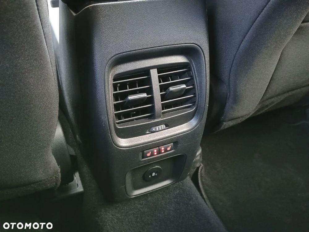 Ford Kuga 1.5 EcoBoost FWD Titanium - 13