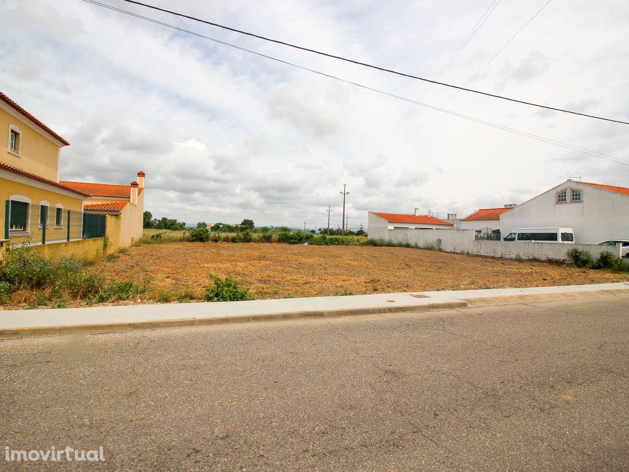 Terreno urbano para construção de moradia - Grande imagem: 4/5
