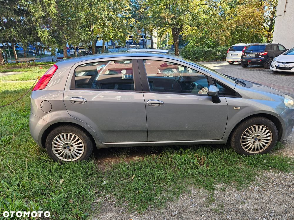 Fiat Grande Punto 1.4 8V Emotion - 3