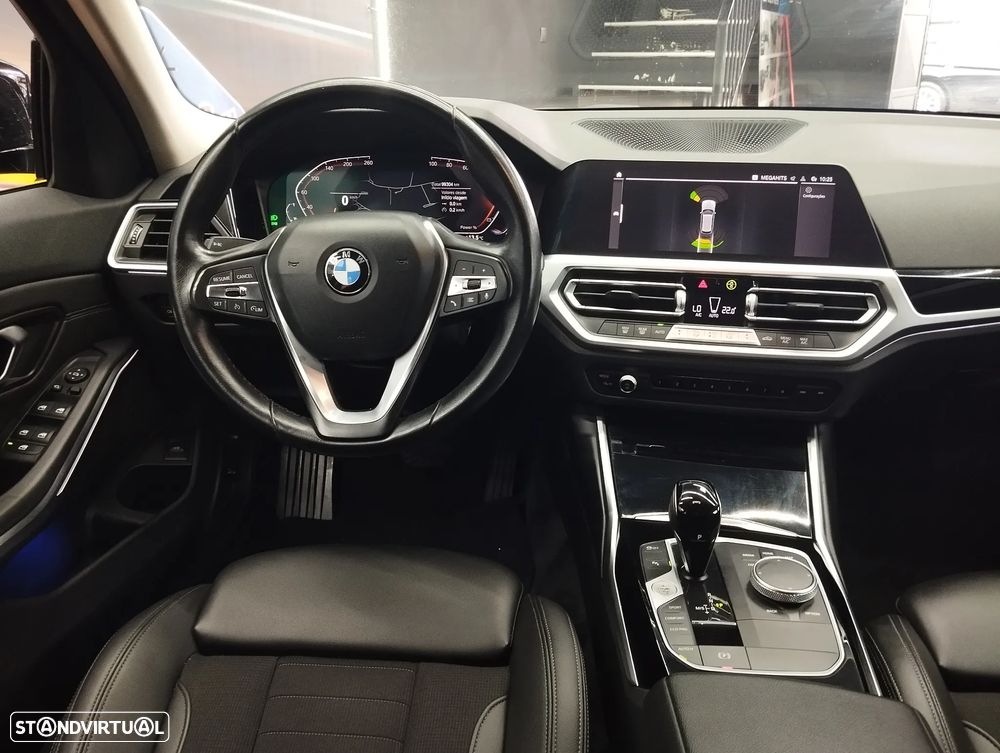 BMW 318 d Touring Line Sport Auto - 13