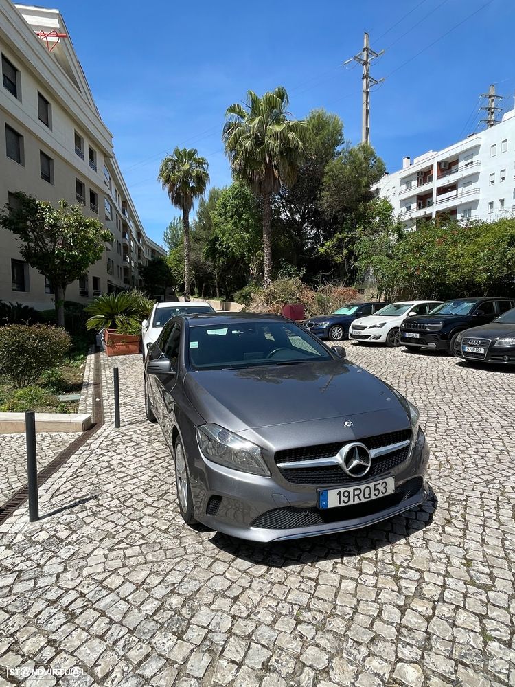 Mercedes-Benz A 180 d - 17