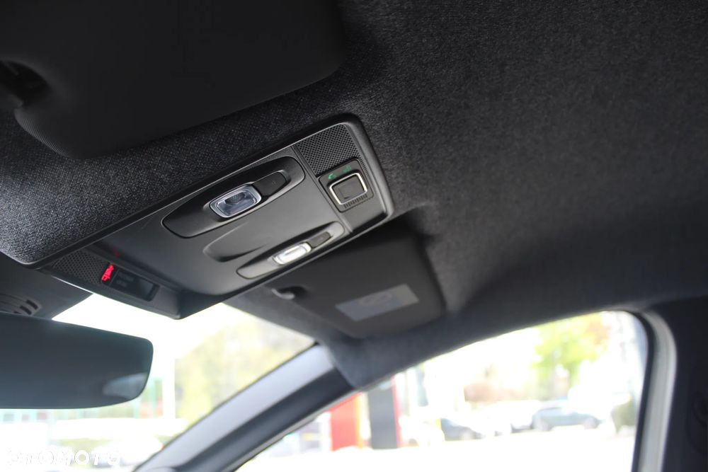 Mitsubishi Grandis 1.3T mHEV Intense Style Cold DCT - 15