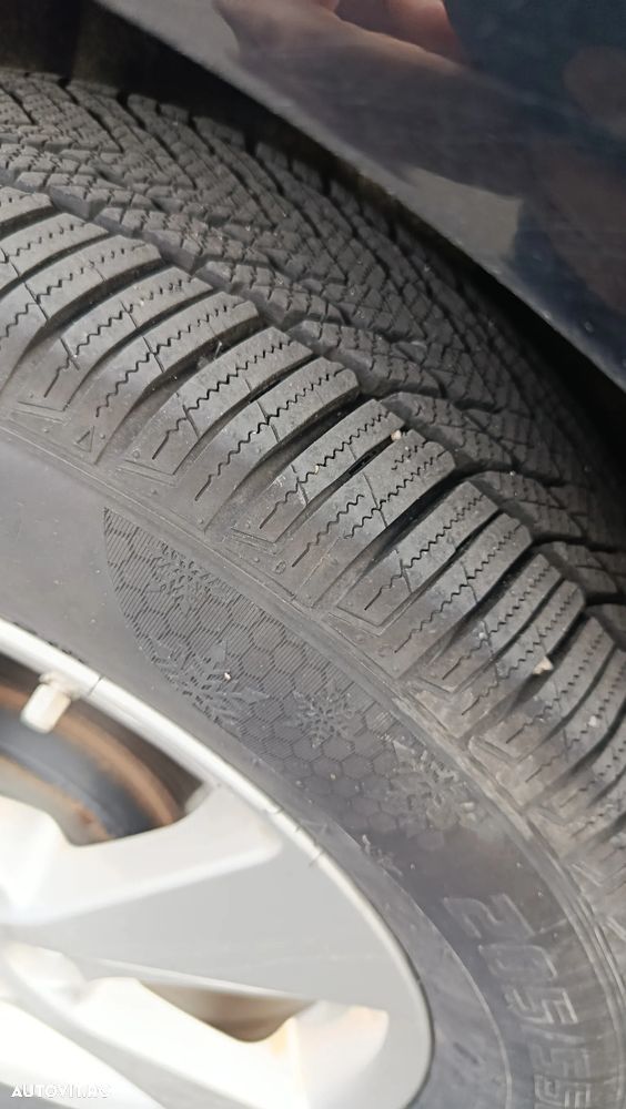 Toyota Prius Hybrid Executive - 15