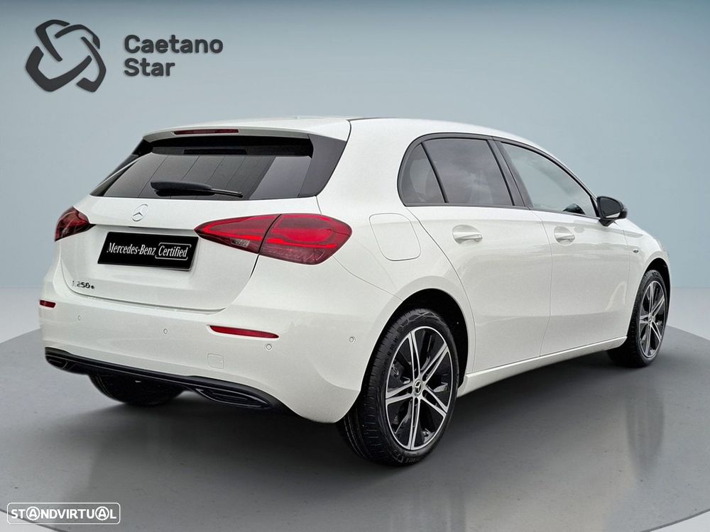 Mercedes-Benz A 250 e - 8