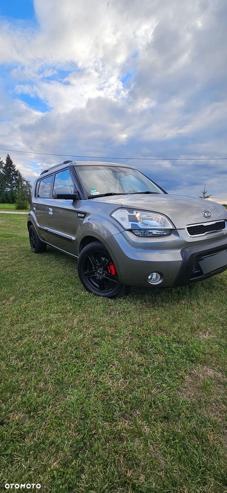 Kia Soul 1.6 L - 8