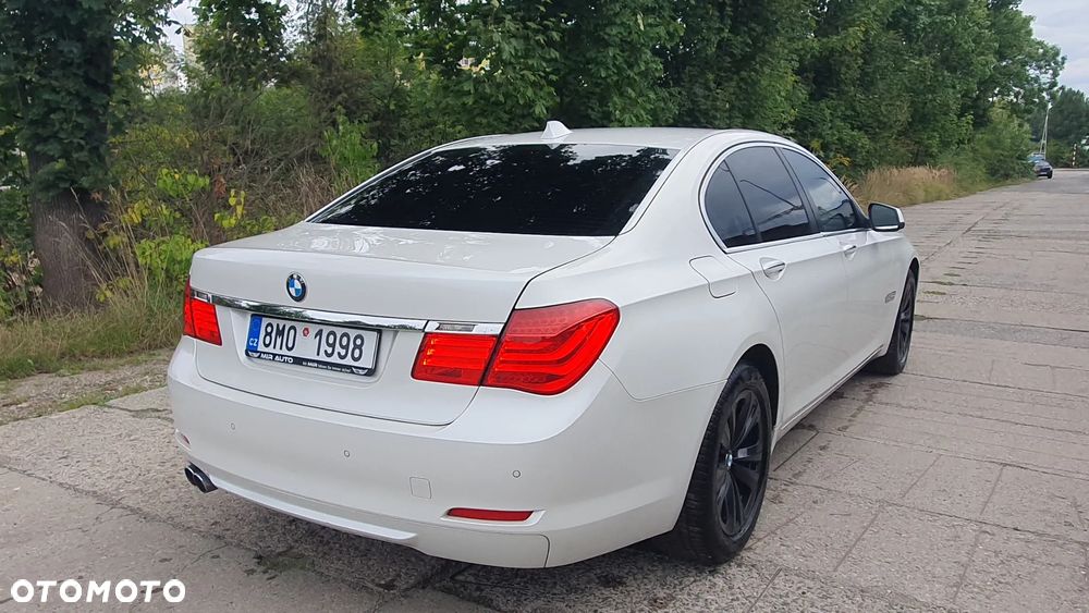 BMW Seria 7 730d Blue Performance - 8