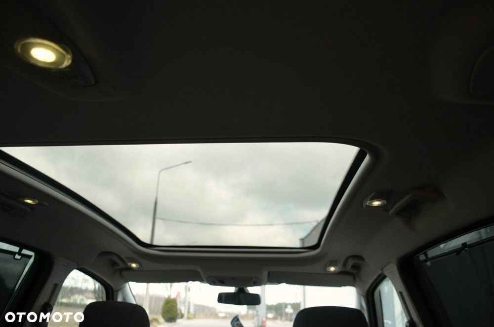 Ford S-Max - 21