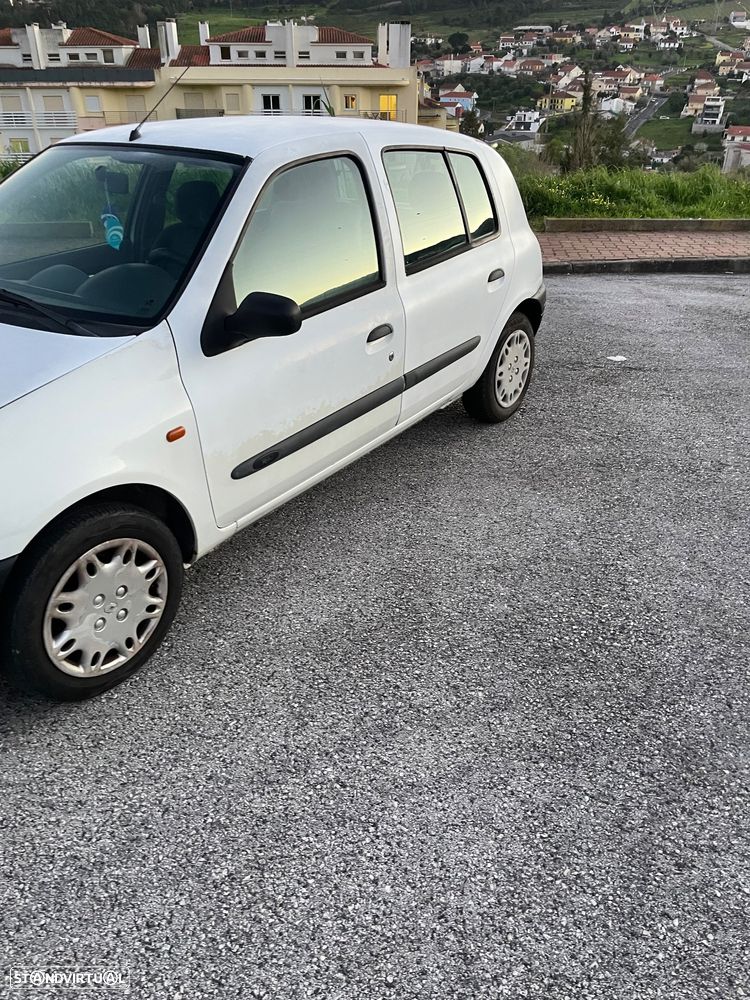 Renault Clio - 3