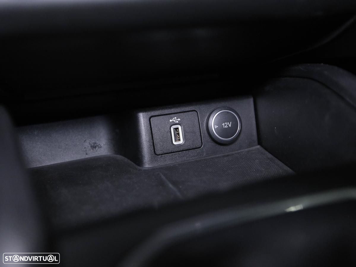 Ford Focus SW 1.5 TDCi EcoBlue Active - 21