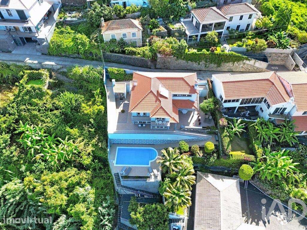 Casa / Villa T3 em Arco da Calheta de 181 m2 - Grande imagem: 2/36