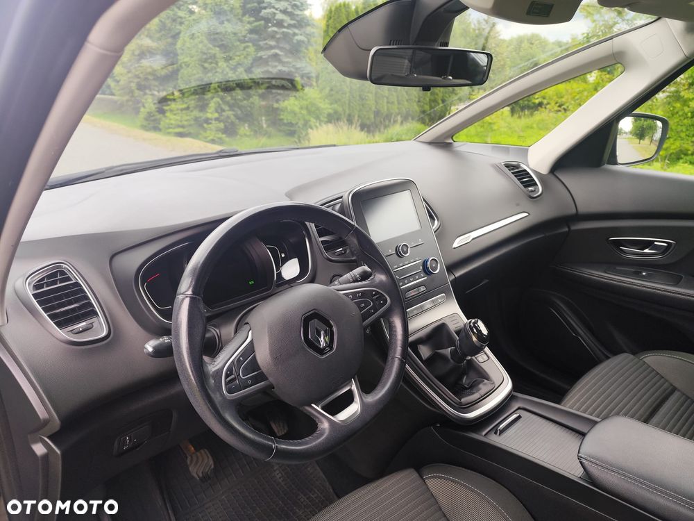 Renault Grand Scenic - 4