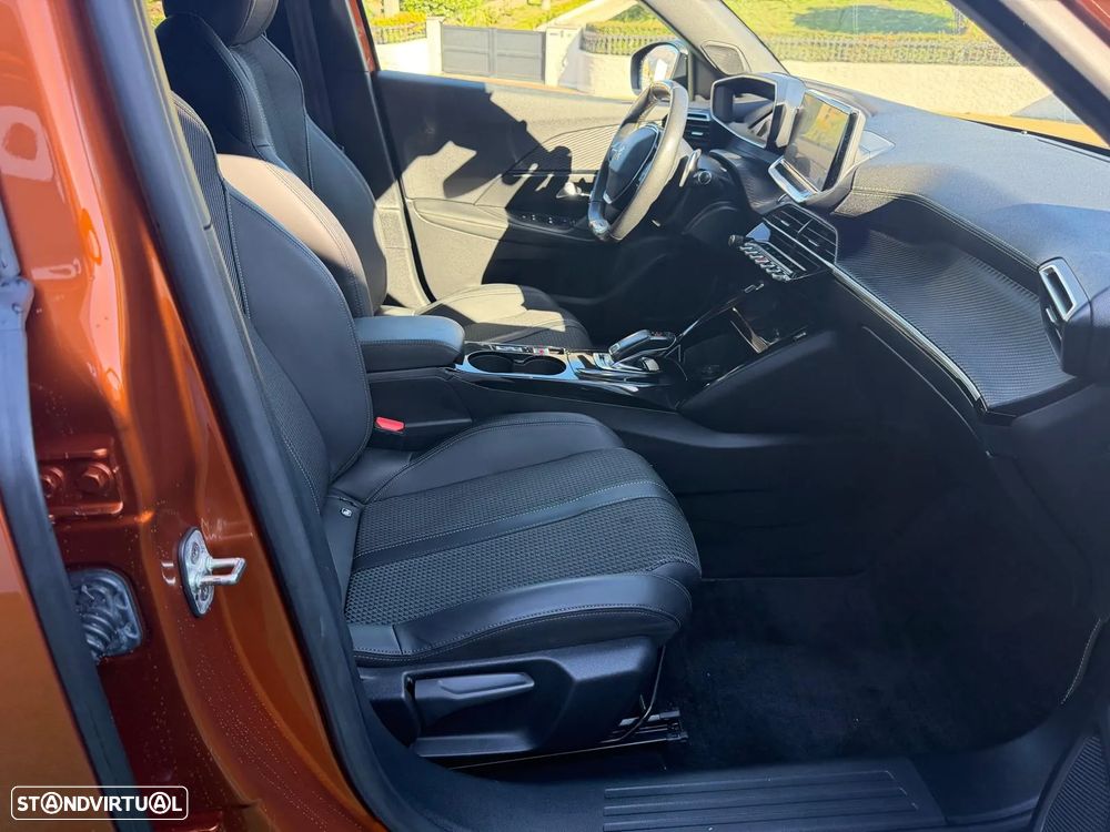 Peugeot 2008 1.5 BlueHDi GT EAT8 - 9