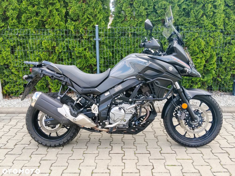 Suzuki V-STROM - 1