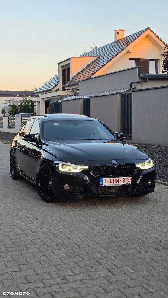 BMW Seria 3 318d M Sport Shadow