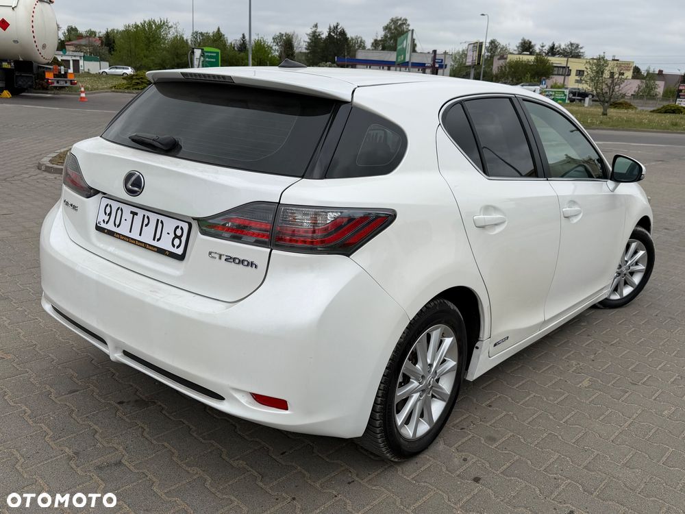 Lexus CT 200h Prestige - 5