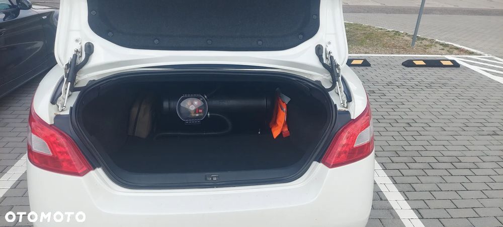 Nissan Maxima 3.5 S - 20