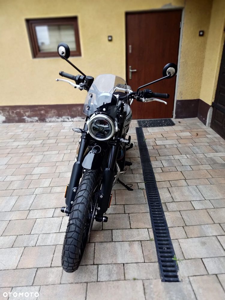 Triumph Scrambler - 6