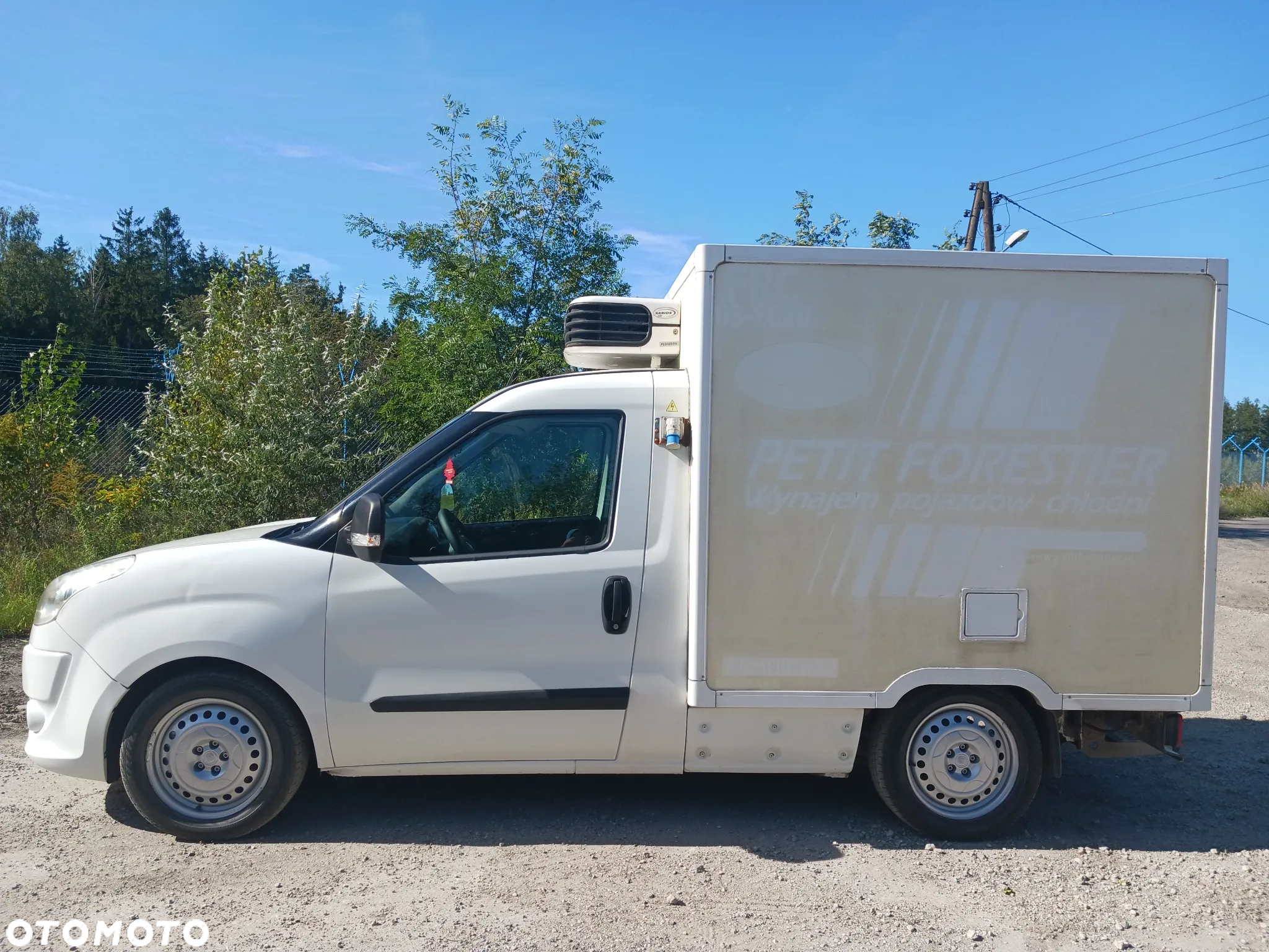 Fiat DOBLO 1.3 TDI 90KM 2014r Izoterma Chłodnia Mroźnia Agregat CARRIER Xarios 200 230V -29 +20 - 23