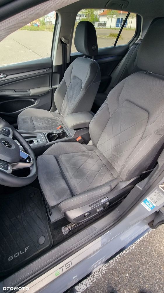 Volkswagen Golf 1.5 eTSI EVO Style DSG - 18