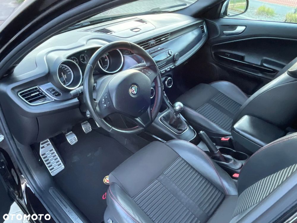 Alfa Romeo Giulietta 1.4 TB 16V Multiair Collezione - 3