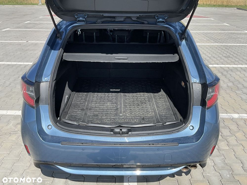 Toyota Corolla 2.0 Hybrid Comfort - 22