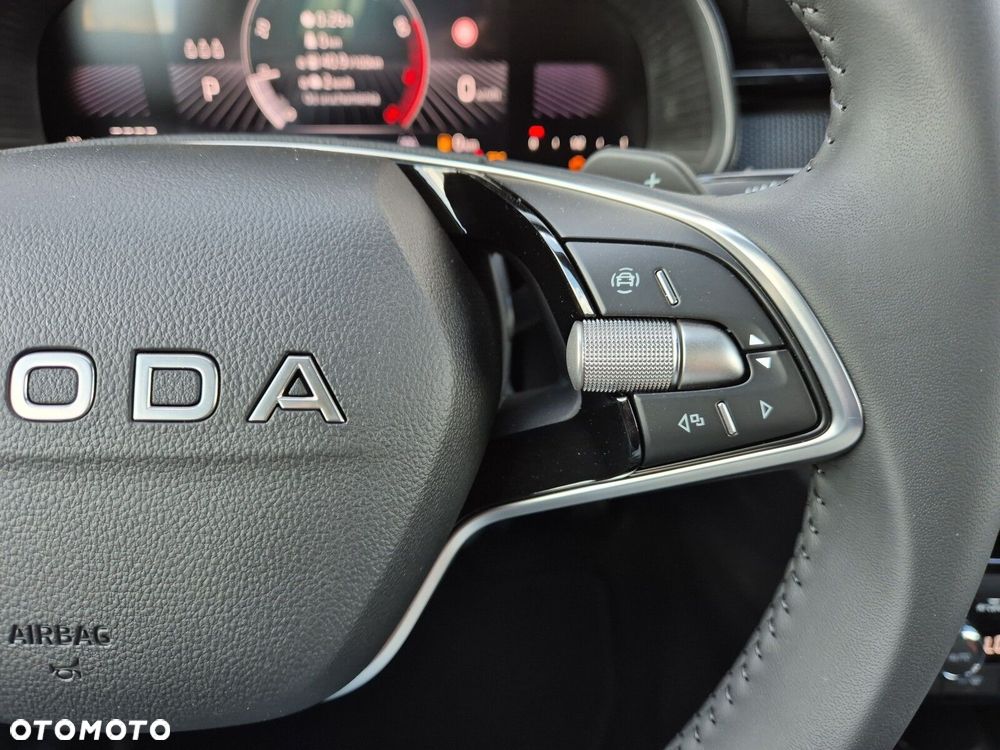 Skoda Kamiq 1.0 TSI Drive DSG - 38