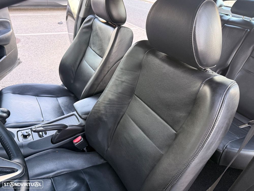 Honda Civic 1.4 i-VTEC Elegance - 23