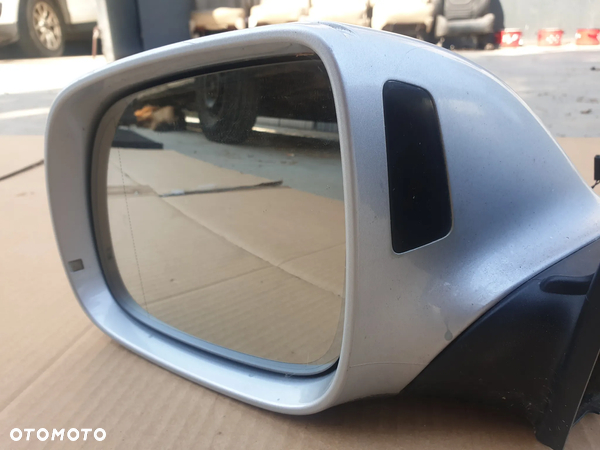 LUSTERKO LEWE PRAWE PRZEDNIE AUDI Q5 8R 08-16r LX7W ASYSTENT