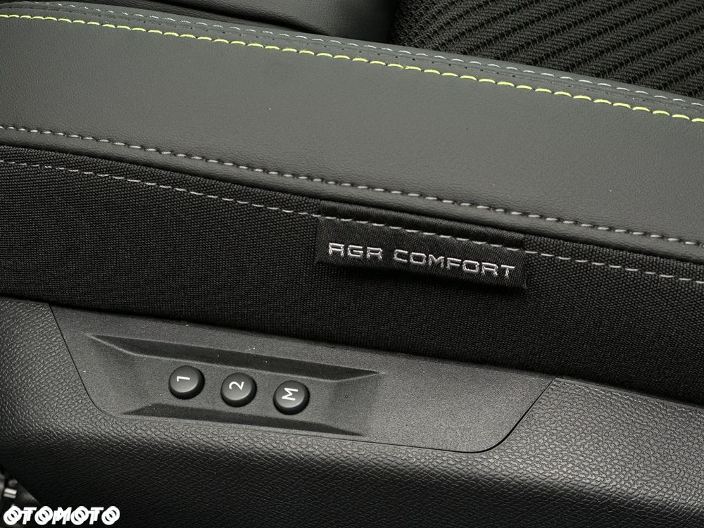 Peugeot 408 1.2 PureTech mHEV GT S&S e-DSC6 - 11