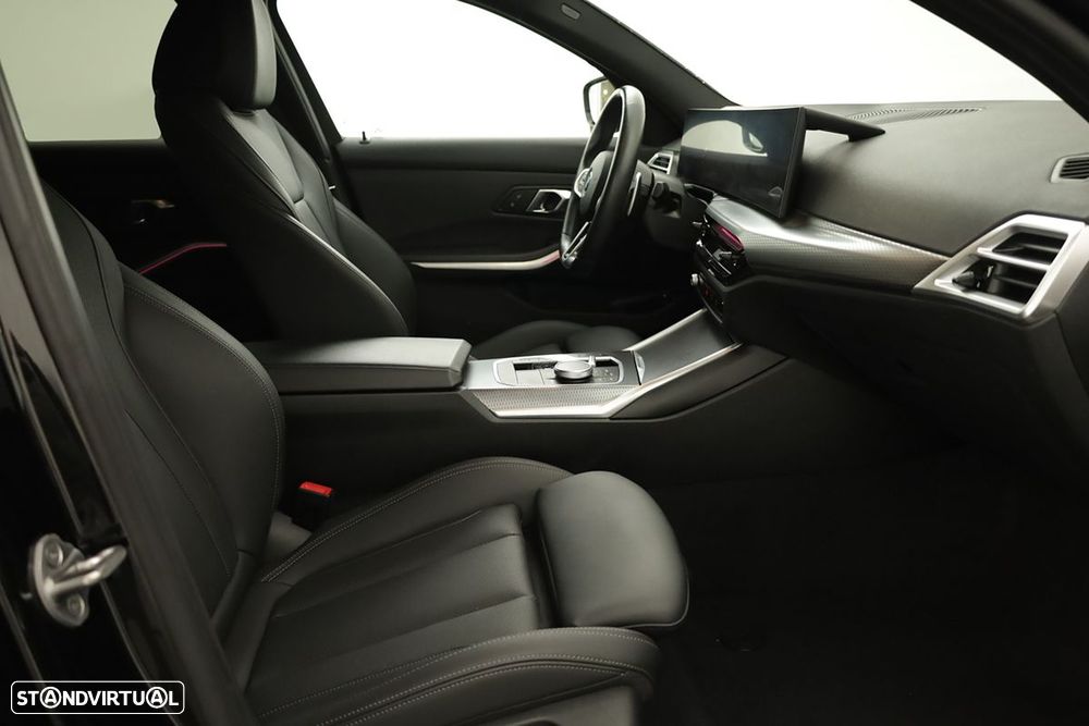 BMW 330 e Edição Desportiva M Auto - 21