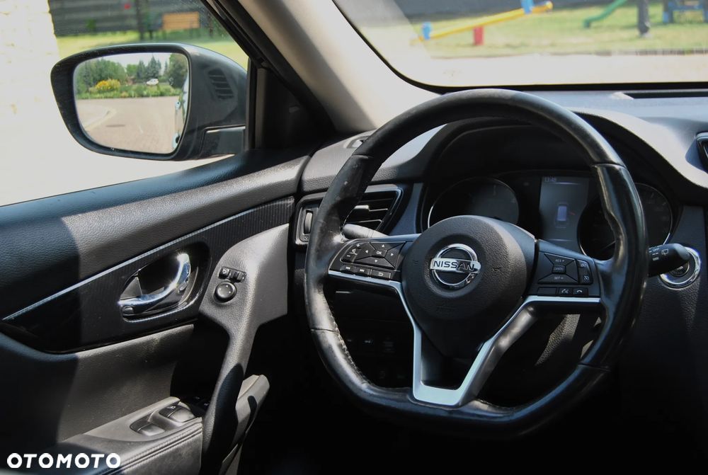 Nissan X-Trail - 10
