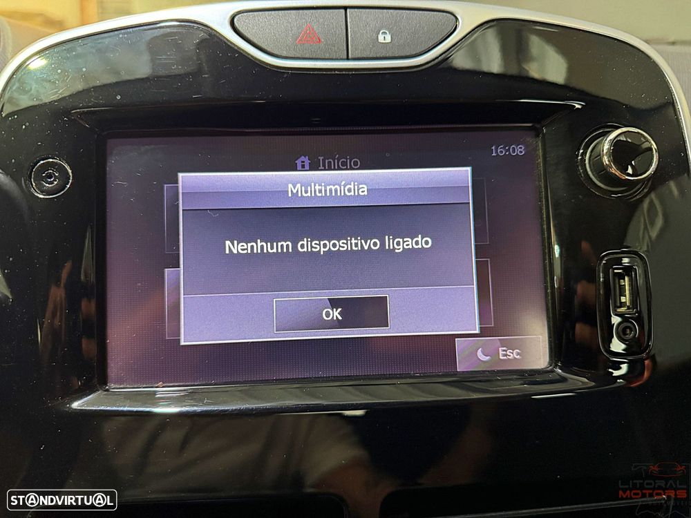 Renault Clio Sport Tourer 1.5 dCi Zen - 29