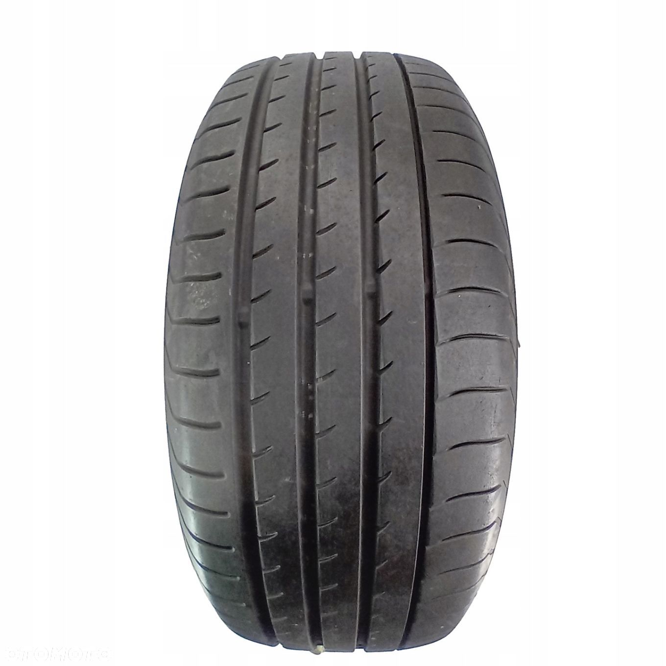 255/60R17 110W Yokohama Advan Sport V105 7mm 84600 - 1