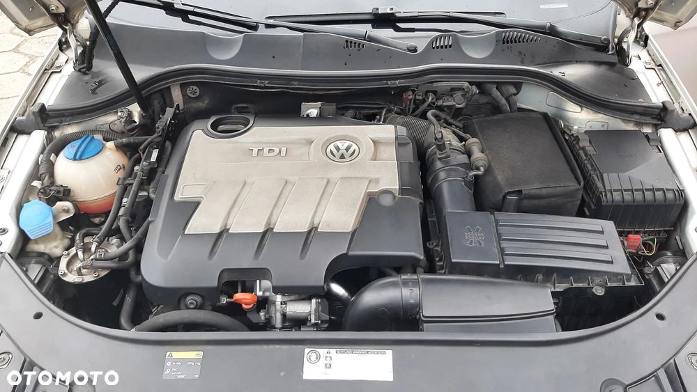 Volkswagen Passat 2.0 TDI DPF Comfortline DSG - 7