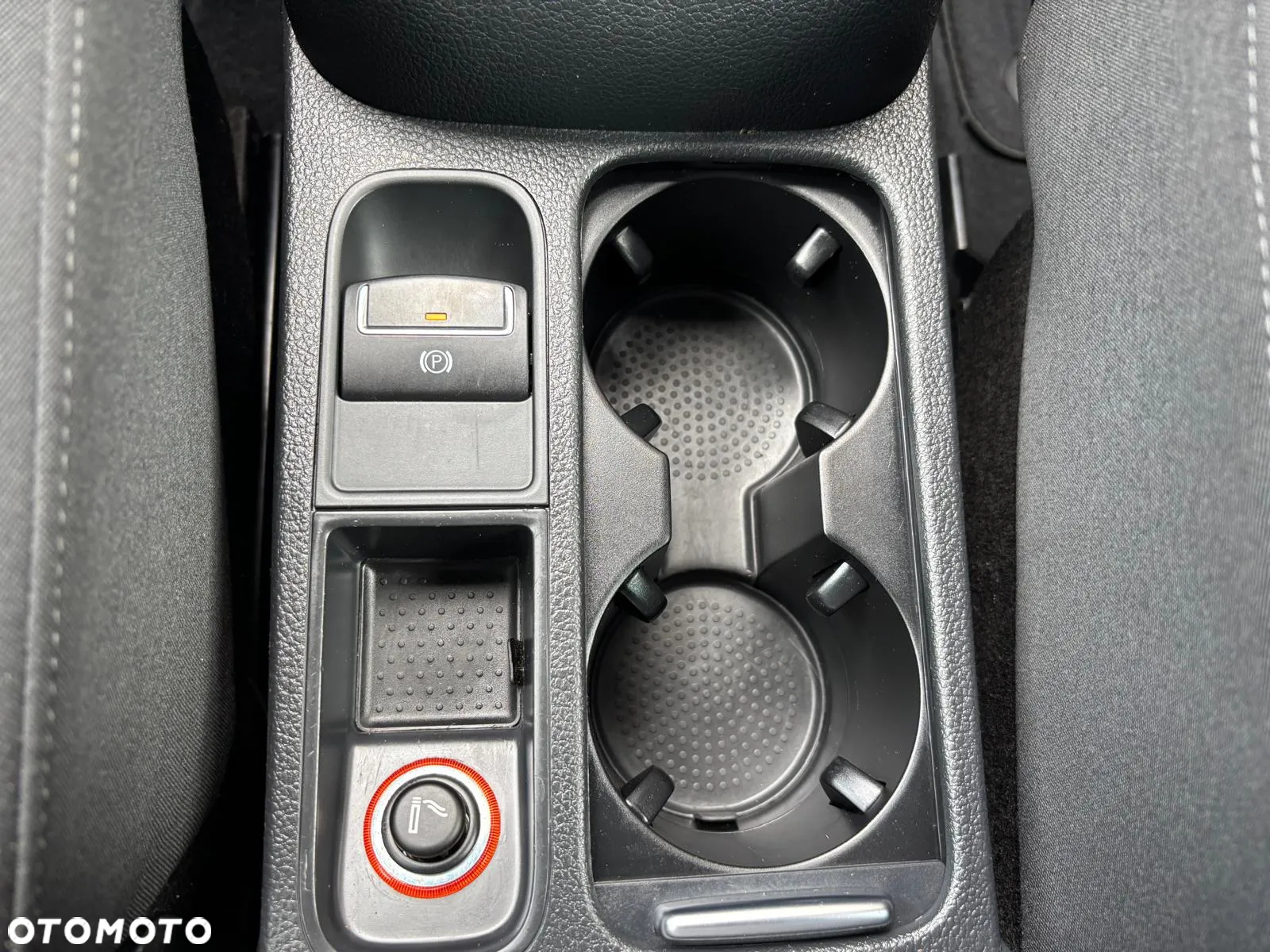 Volkswagen Sharan 2.0 TDI BlueMotion Technology Highline - 32