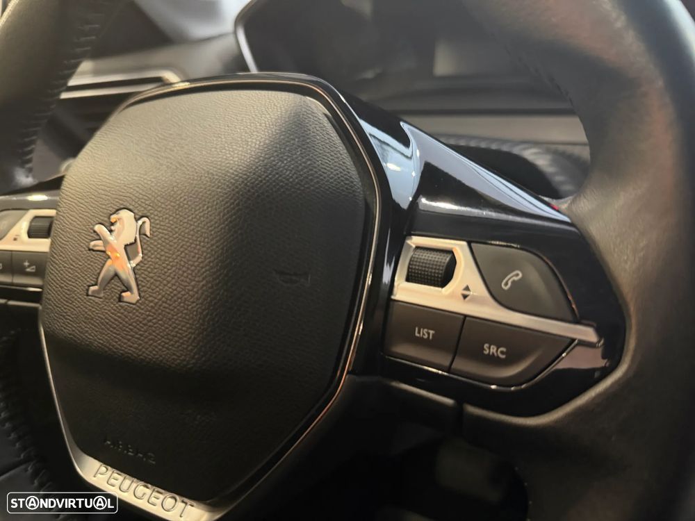 Peugeot e-208 Active Pack - 5