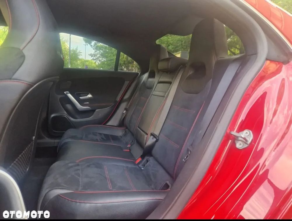 Mercedes-Benz CLA 220 4-Matic AMG Line 7G-DCT - 19