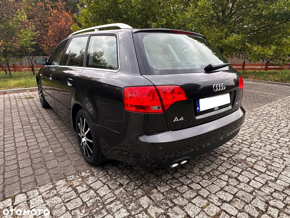 Audi A4 Avant - 4