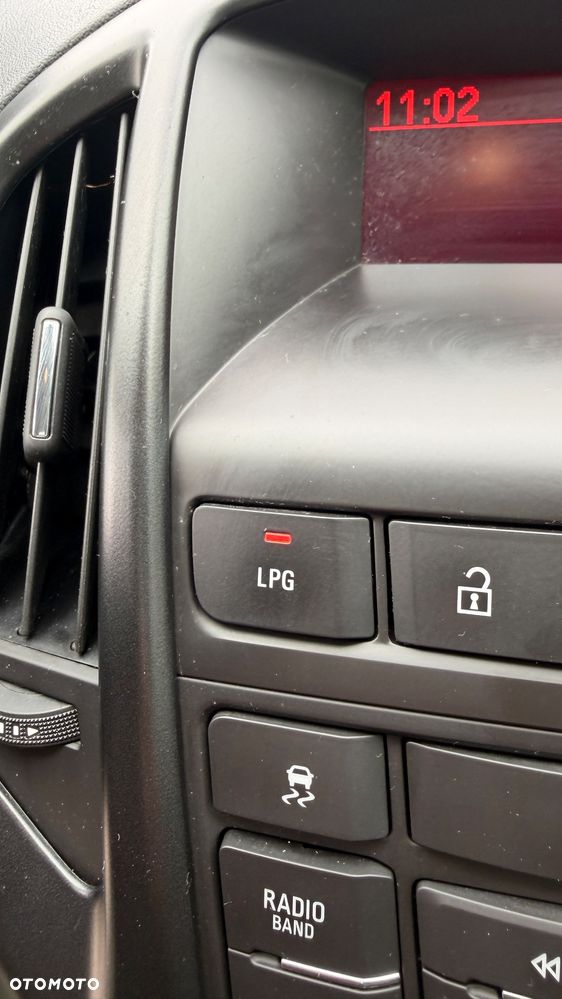 Opel Astra 1.4 T Cosmo - 12