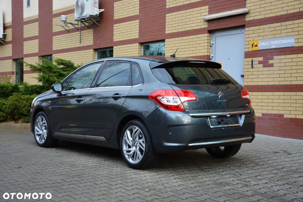 Citroën C4 HDi 150 Exclusive - 3