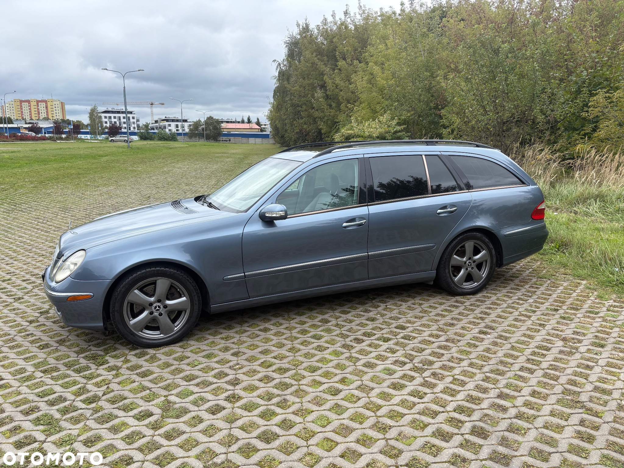 Mercedes-Benz Klasa E 500 4-Matic T Elegance - 5