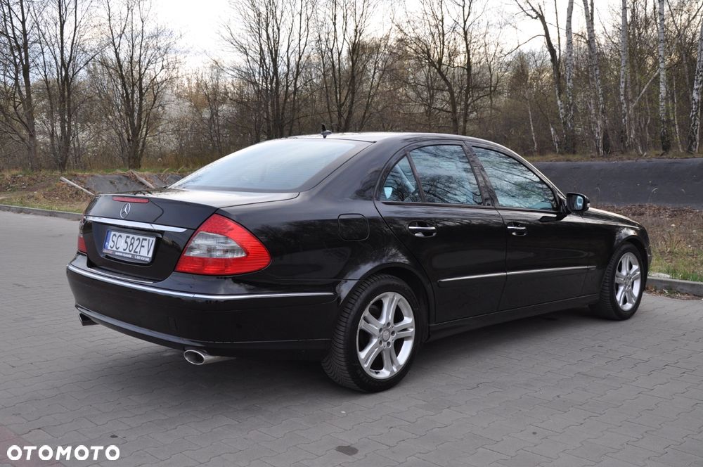 Mercedes-Benz Klasa E - 11