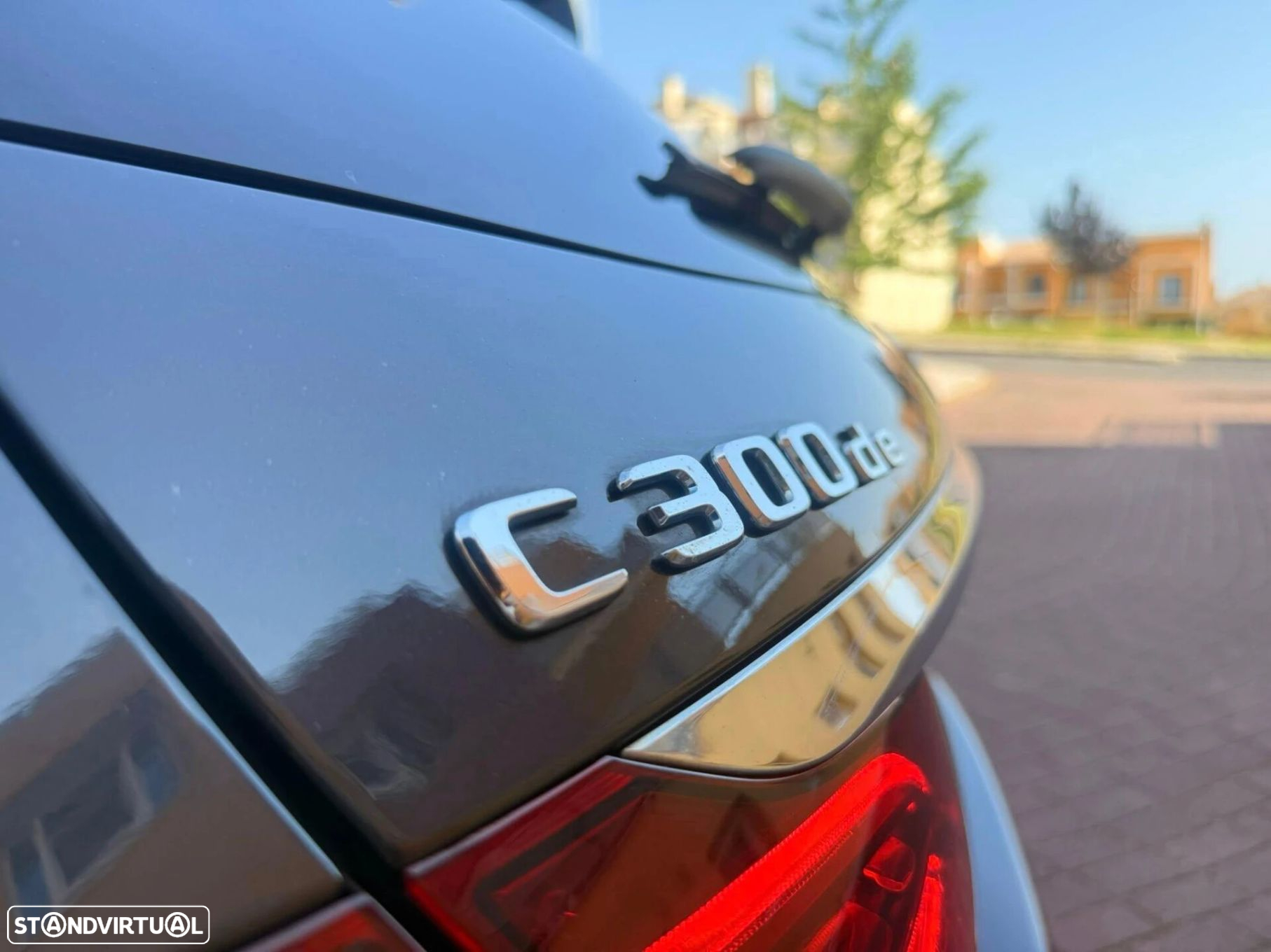 Mercedes-Benz C 300 de AMG Line - 16