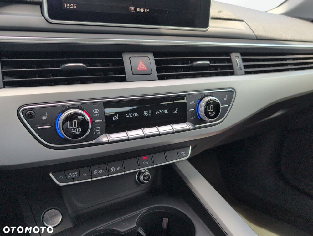 Audi A4 Limousine 40 TFSI mHEV S Line S tronic - 31
