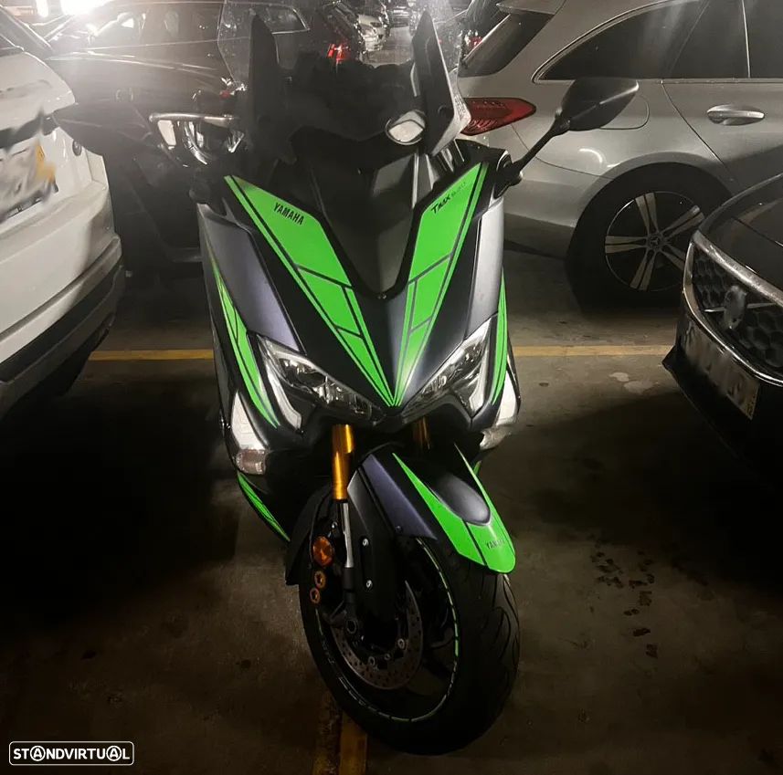 Yamaha TMAX DX - 1