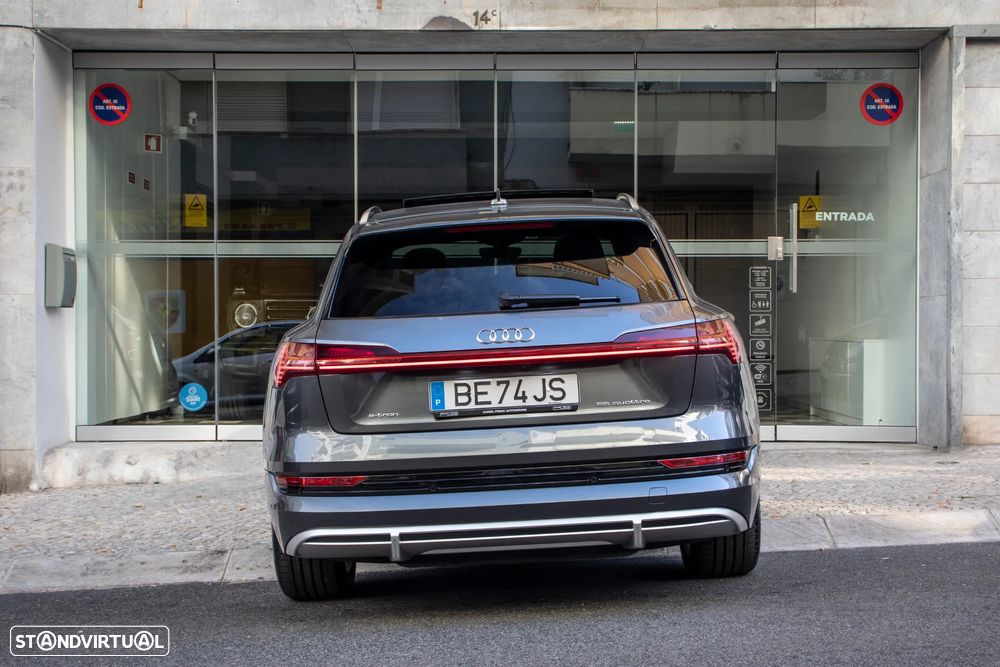 Audi e-tron 55 quattro S line - 49